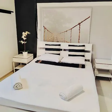 By The Sea E2 Apartamento